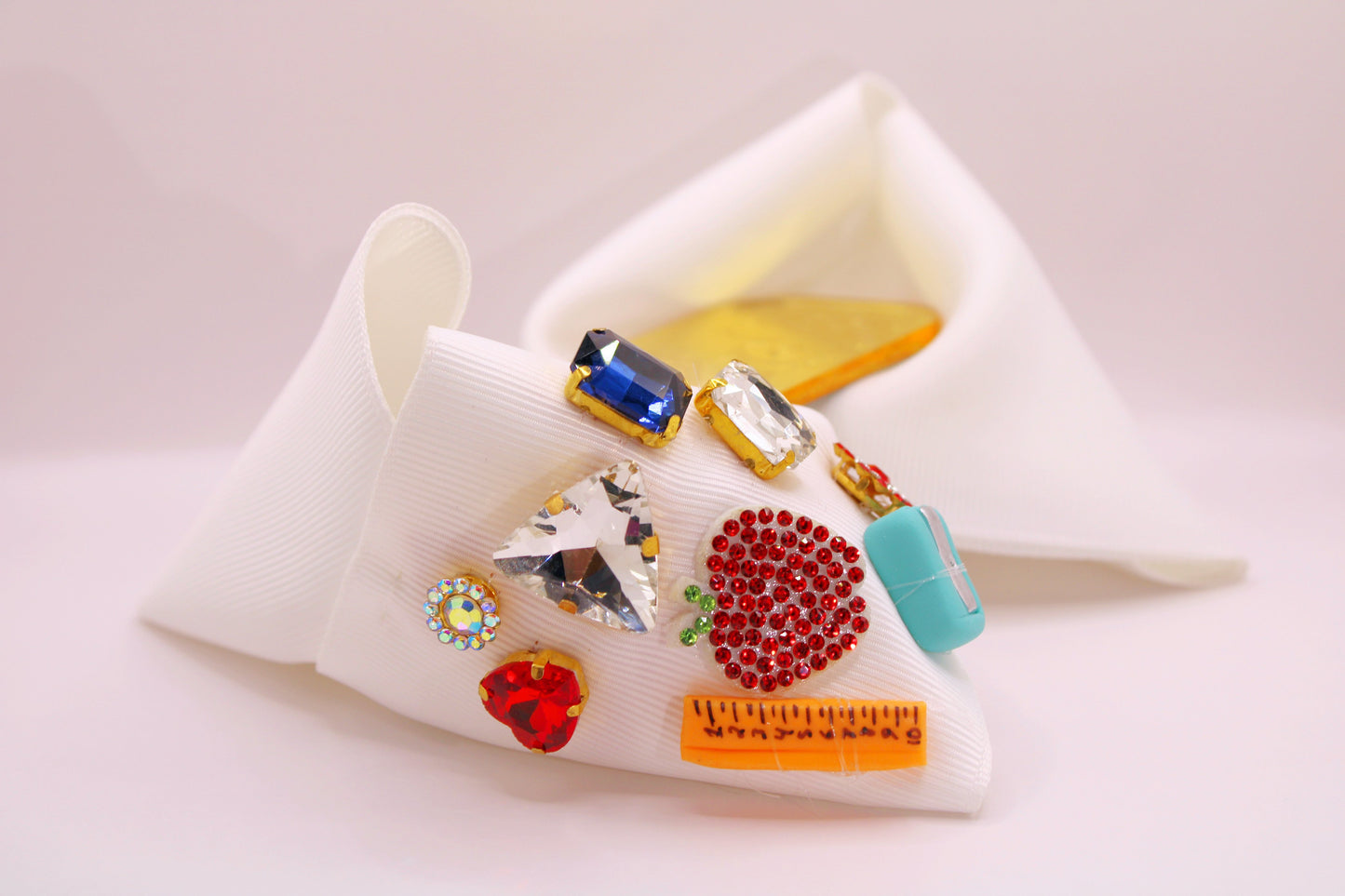 DAYANARA BLANCHELLE - Moños escolares personalizados
