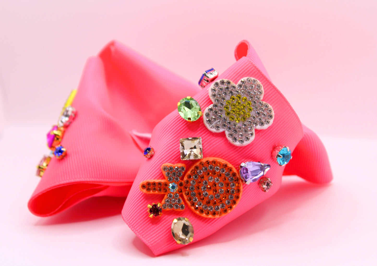 MILA BOW - Moños para niñas personalizados y con pedrería